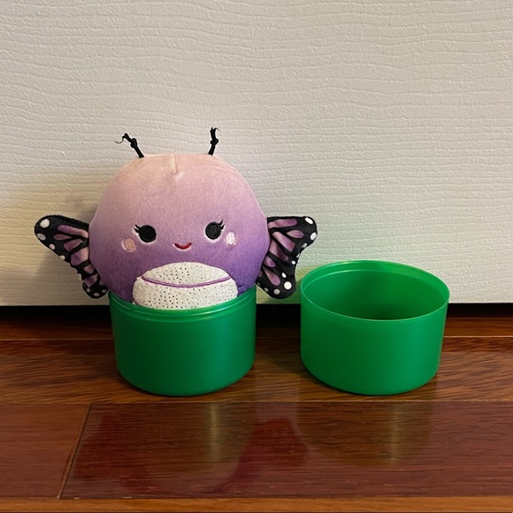 Rida the Butterfly 4” Capsule Squishmallow - Picture 3 of 5